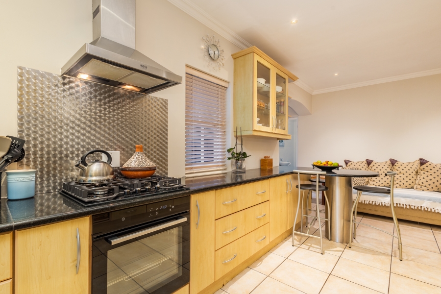 4 Bedroom Property for Sale in Schoongezicht Western Cape